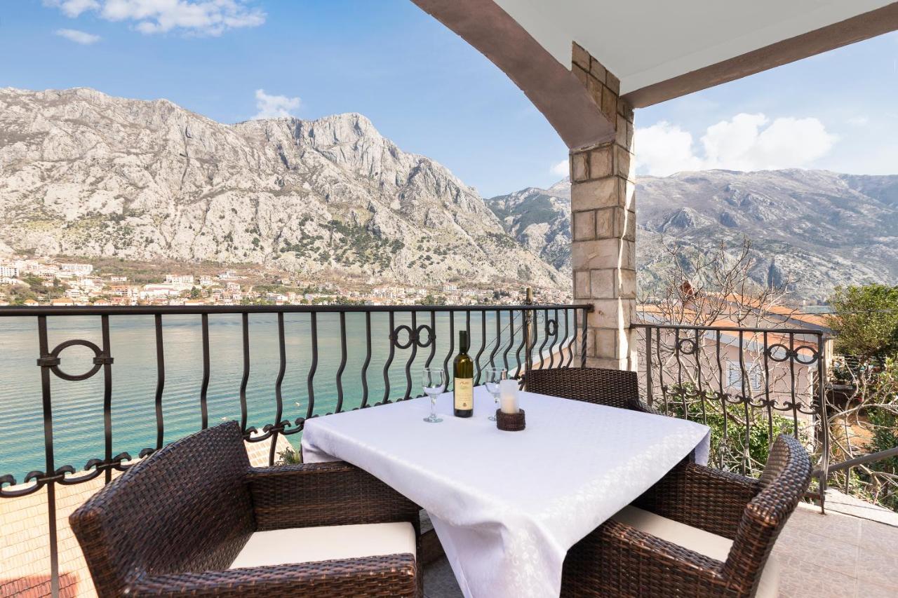 Apartments Vukovic Kotor Exterior photo