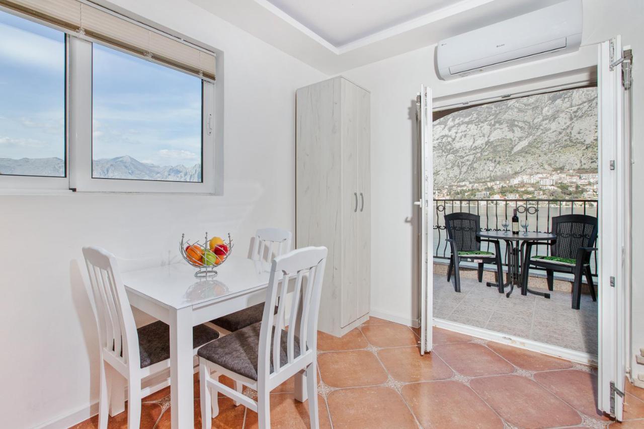 Apartments Vukovic Kotor Exterior photo