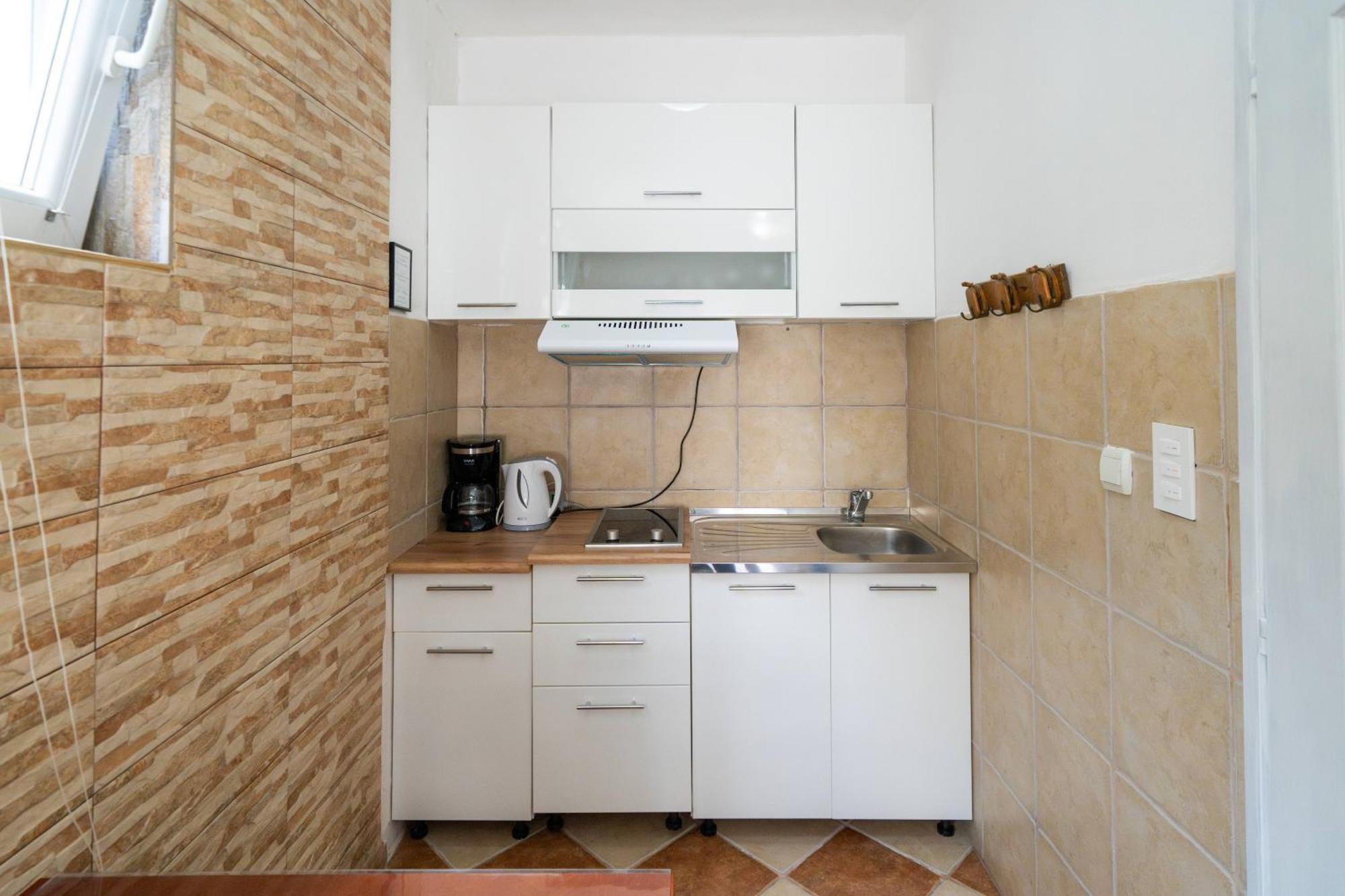 Apartments Vukovic Kotor Exterior photo