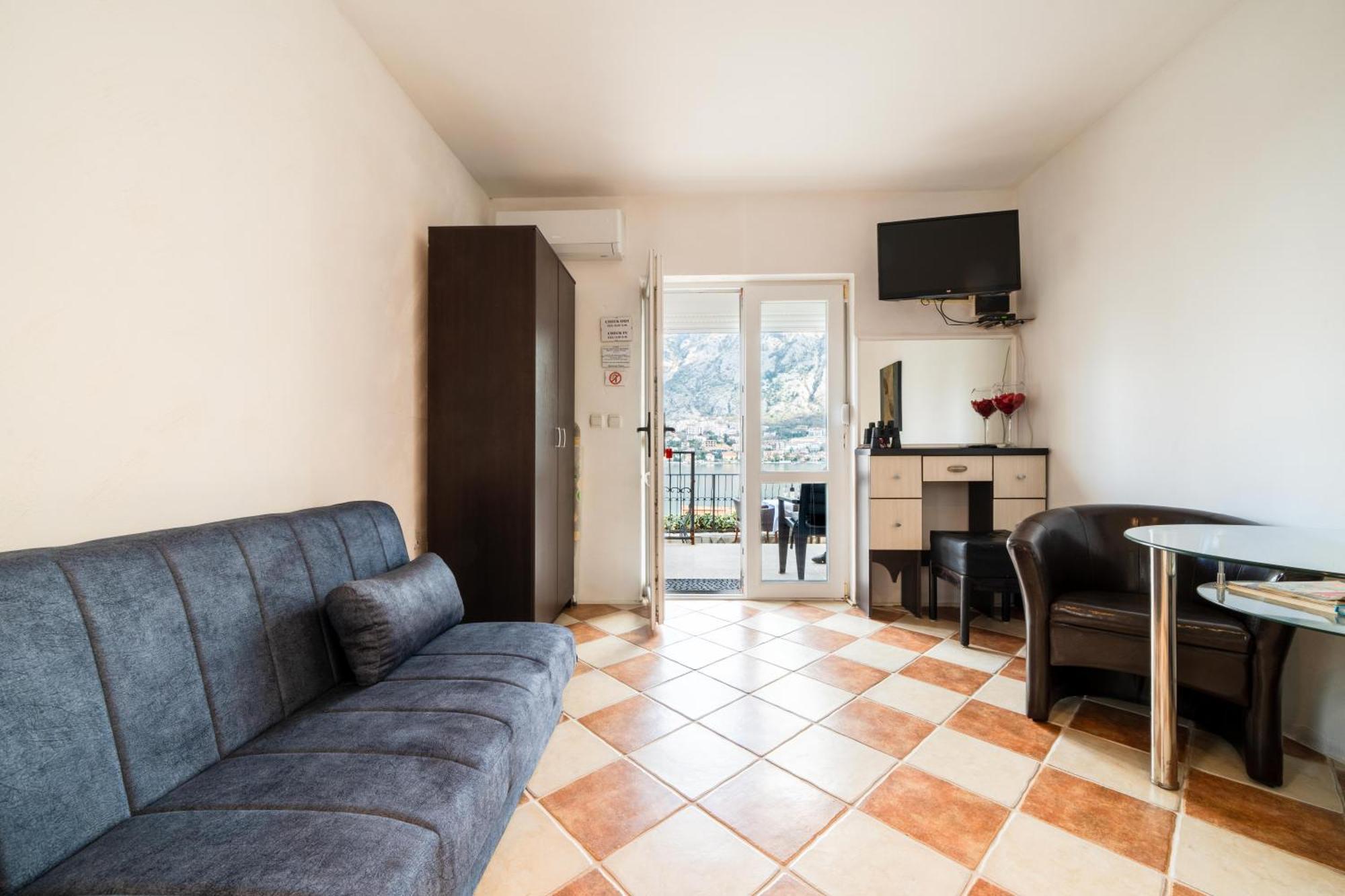 Apartments Vukovic Kotor Exterior photo
